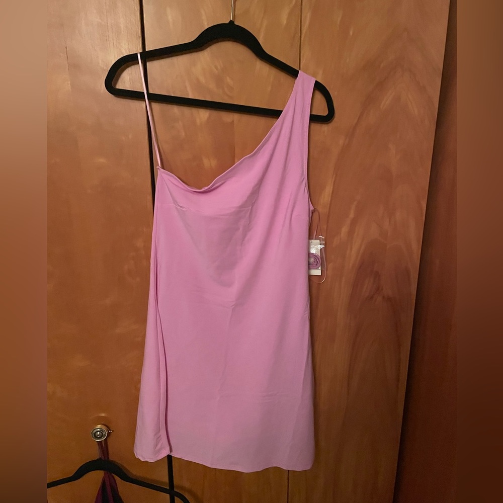 Abercrombie pink one shoulder exercise dress